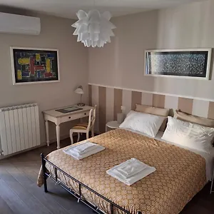 https://cb-house-tuscany-2.it-tuscanyhotel.com